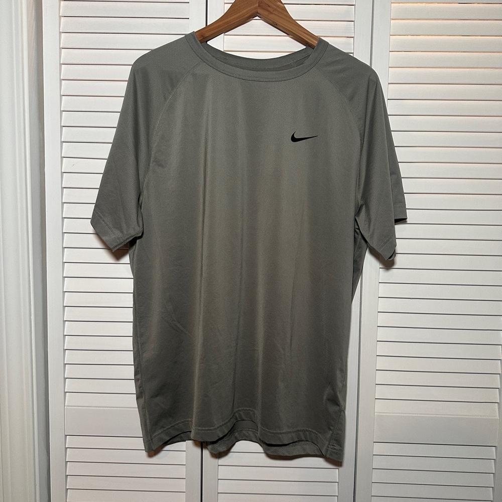 Nike Men's Dri-Fit Olive Green T-Shirt
